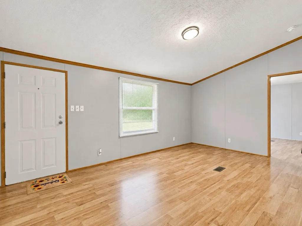 507 County Road 29 Riceville TN 37370