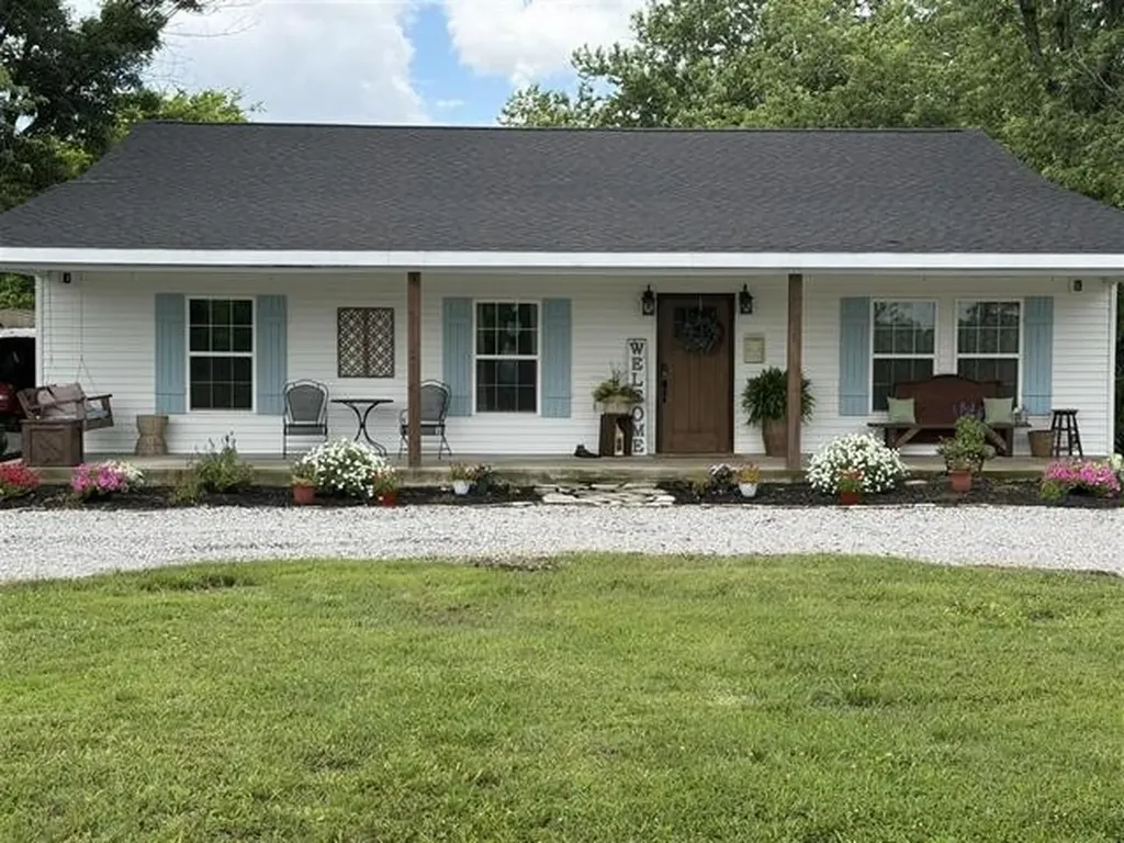 5331 Deer Lick Road Lewisburg KY 42256