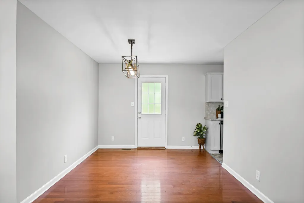 352 Donna Drive Clarksville TN 37042