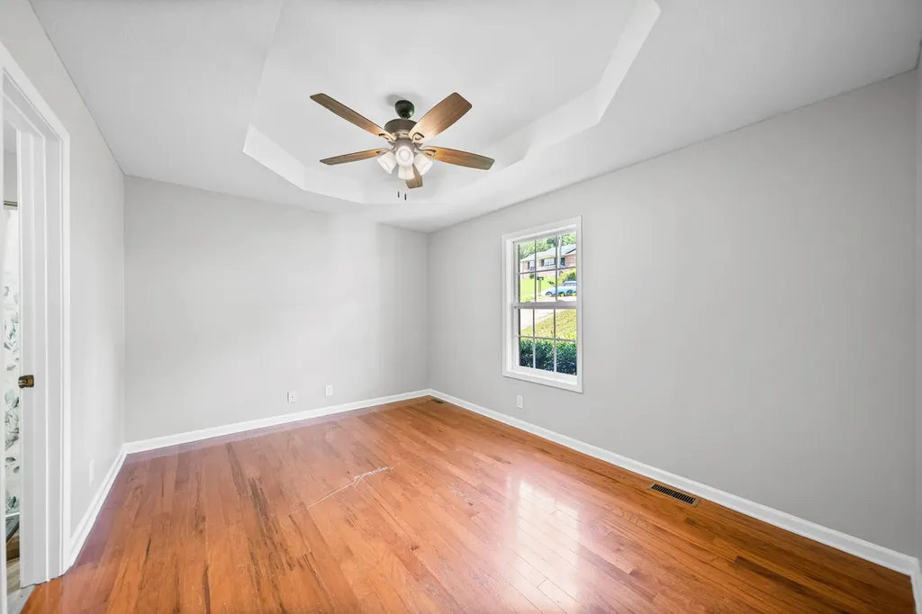 352 Donna Drive Clarksville TN 37042