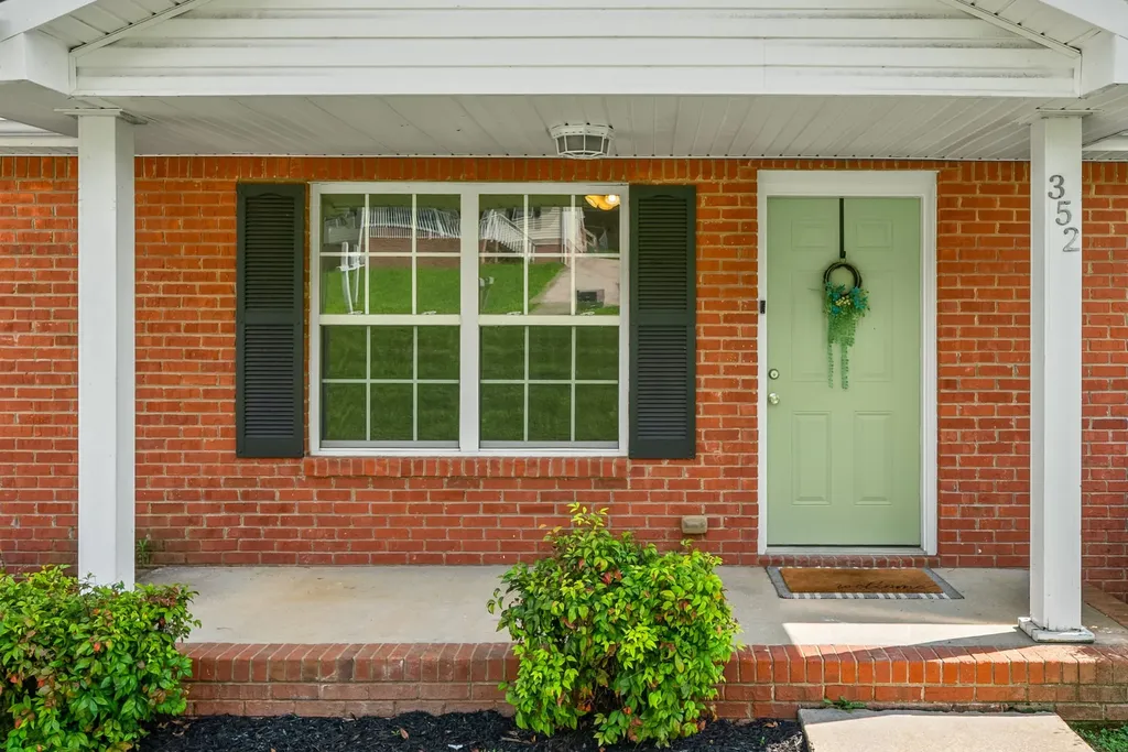 352 Donna Drive Clarksville TN 37042