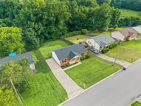 352 Donna Drive Clarksville TN 37042