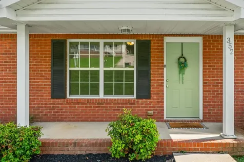 352 Donna Drive Clarksville TN 37042
