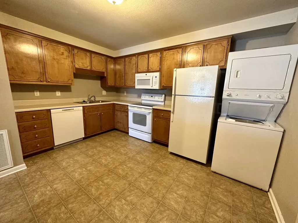 205 Cranklen Circle Clarksville TN 37042