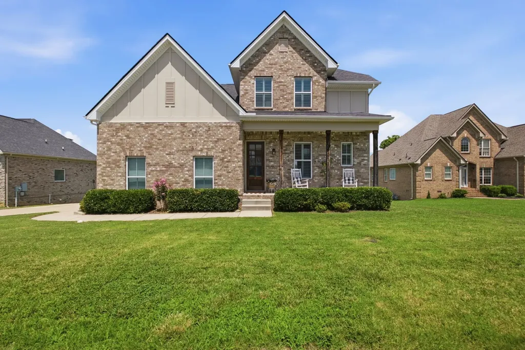 352 Ironwood Circle Gallatin TN 37066