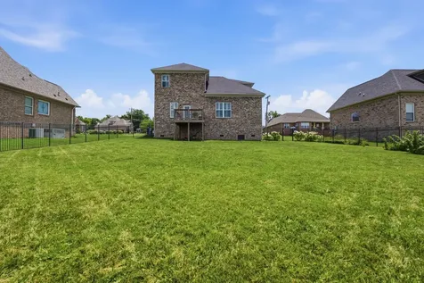 352 Ironwood Circle Gallatin TN 37066