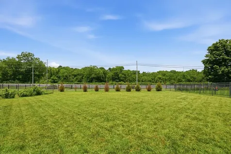 352 Ironwood Circle Gallatin TN 37066