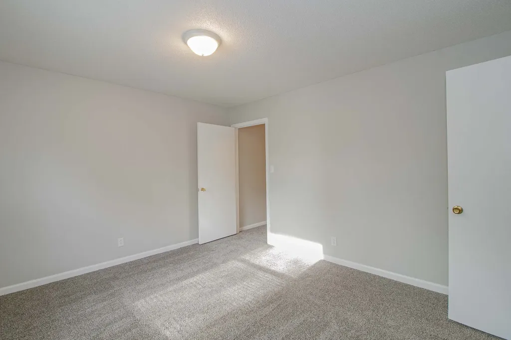 809 Golfview Place #B Clarksville TN 37043