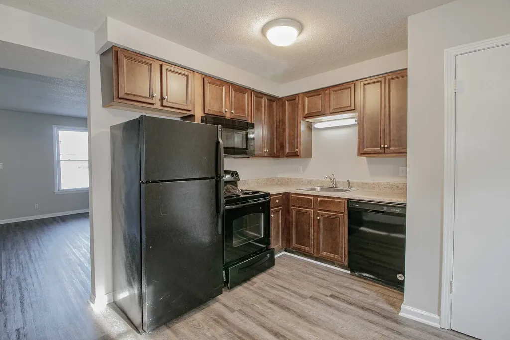 809 Golfview Place #B Clarksville TN 37043