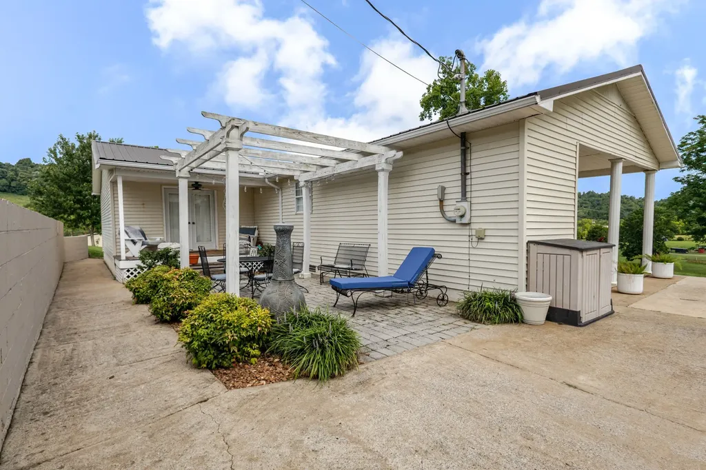 120 Gerald Boyce Road Shelbyville TN 37160