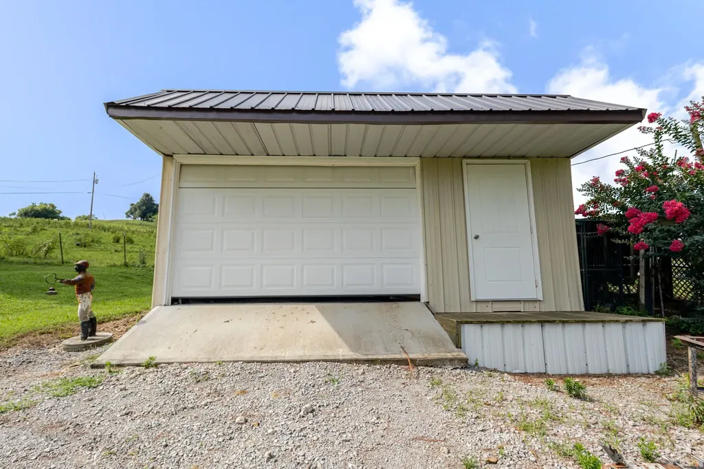 120 Gerald Boyce Road Shelbyville TN 37160