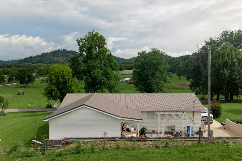 120 Gerald Boyce Road Shelbyville TN 37160