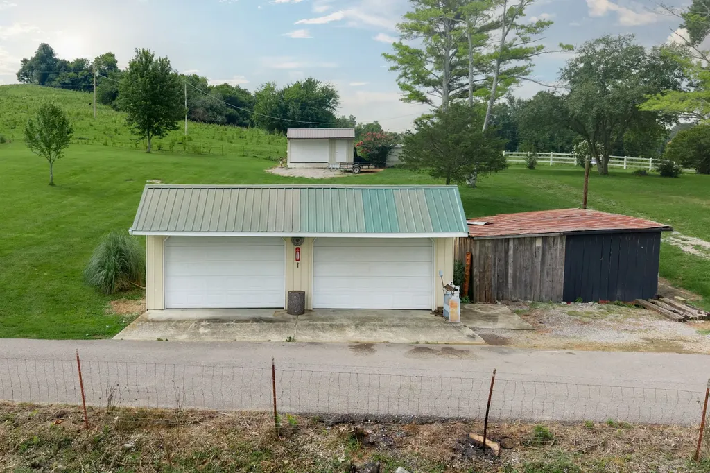 120 Gerald Boyce Road Shelbyville TN 37160