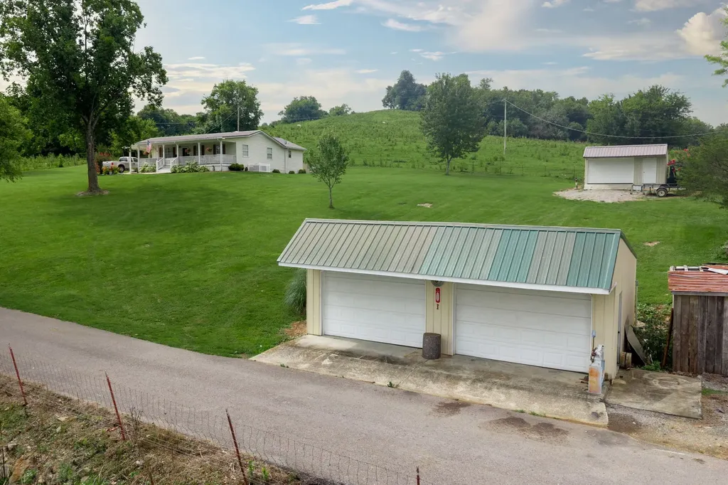 120 Gerald Boyce Road Shelbyville TN 37160