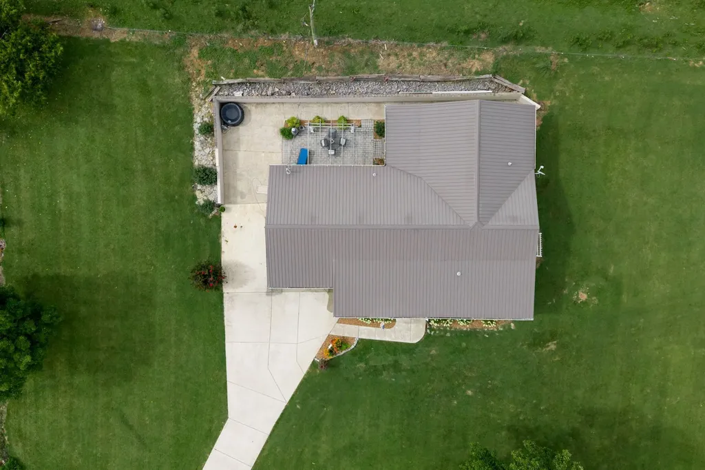 120 Gerald Boyce Road Shelbyville TN 37160