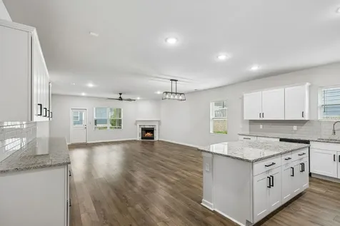3503 Peace Road Columbia TN 38401