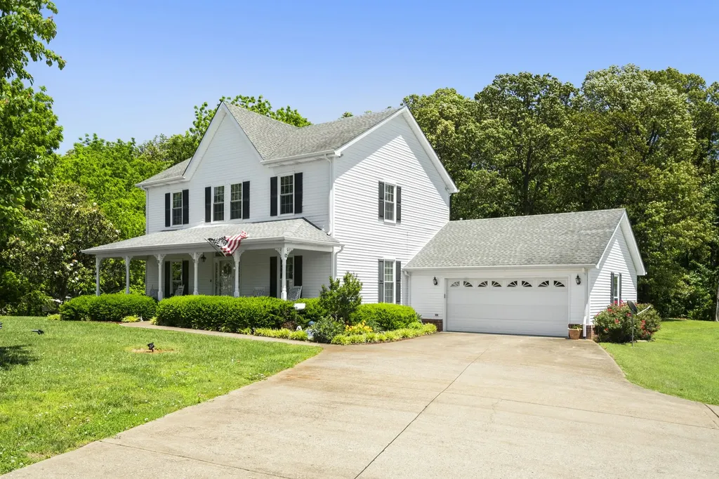 9559 Highway 49, E Orlinda TN 37141