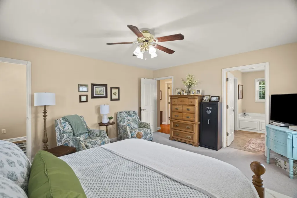 9559 Highway 49, E Orlinda TN 37141