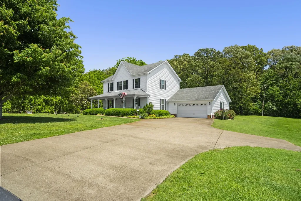 9559 Highway 49, E Orlinda TN 37141
