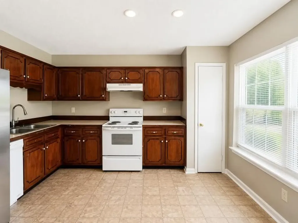 2004 Tynewood Drive Clarksville TN 37042