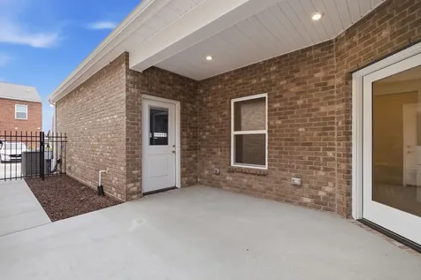 734 Coburg Street Gallatin TN 37066