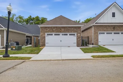 734 Coburg Street Gallatin TN 37066