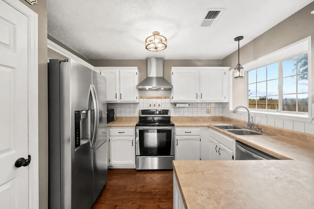 106 Bell Grove Drive Columbia TN 38401