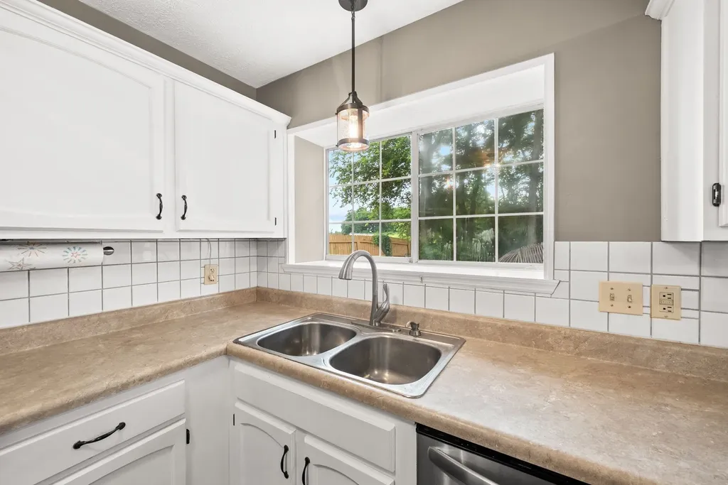 106 Bell Grove Drive Columbia TN 38401
