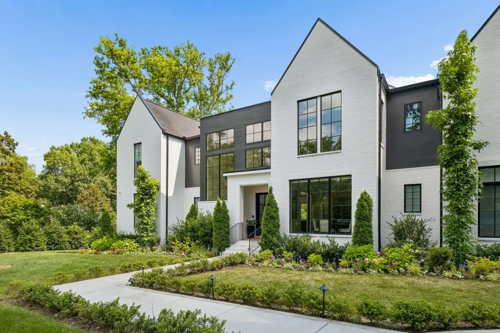 835 Battery Lane Nashville TN 37220