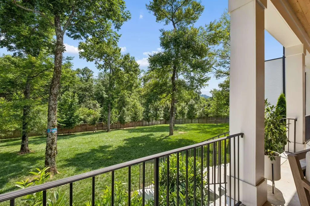 835 Battery Lane Nashville TN 37220