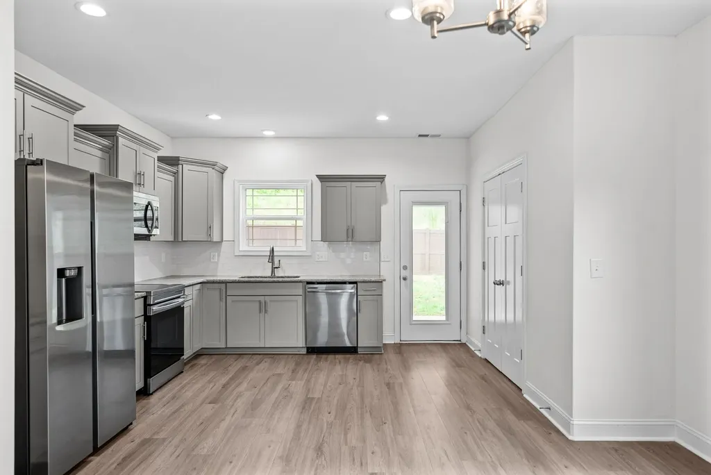 50 Cave Springs Road Clarksville TN 37042