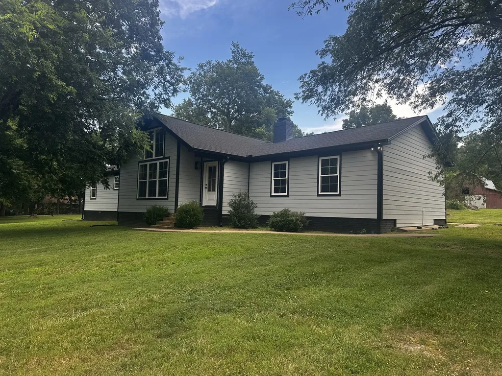 3194 Johnson Lane Christiana TN 37037
