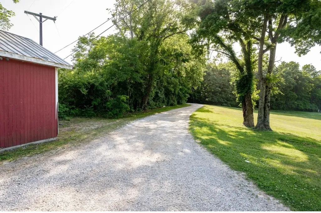1166 Barnes Road Antioch TN 37013