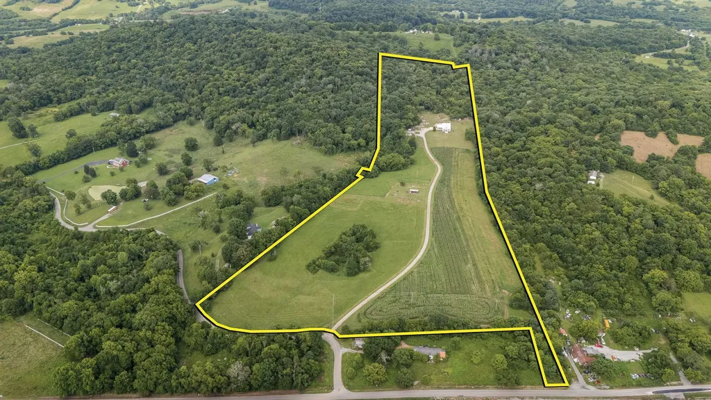 104 Hickerson Road Wartrace TN 37183