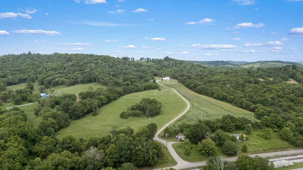 104 Hickerson Road Wartrace TN 37183