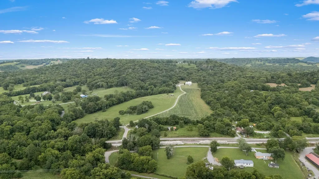104 Hickerson Road Wartrace TN 37183