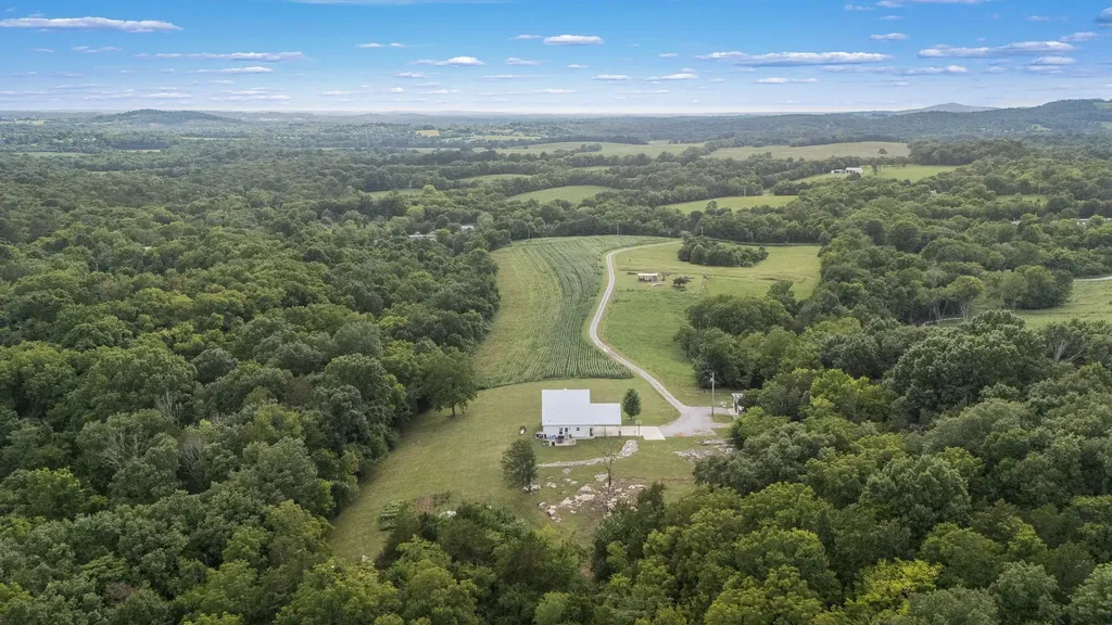 104 Hickerson Road Wartrace TN 37183