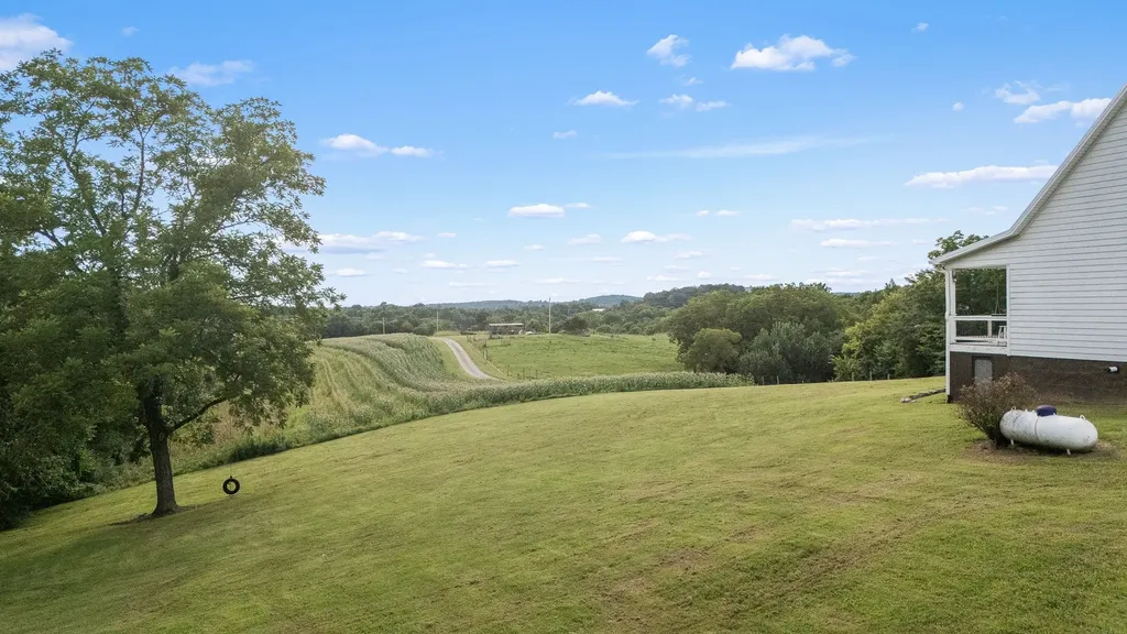104 Hickerson Road Wartrace TN 37183