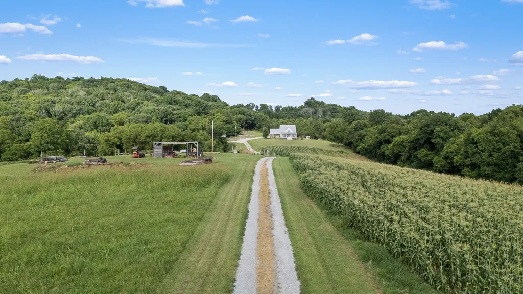 104 Hickerson Road Wartrace TN 37183