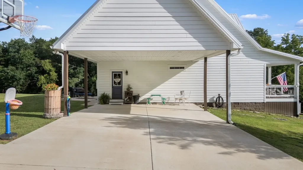 104 Hickerson Road Wartrace TN 37183
