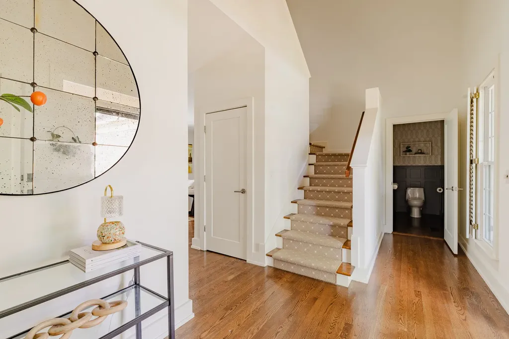 4236 Jamesborough Place Nashville TN 37215