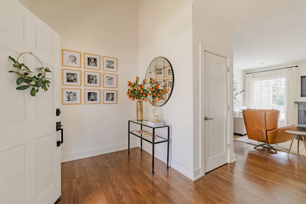 4236 Jamesborough Place Nashville TN 37215