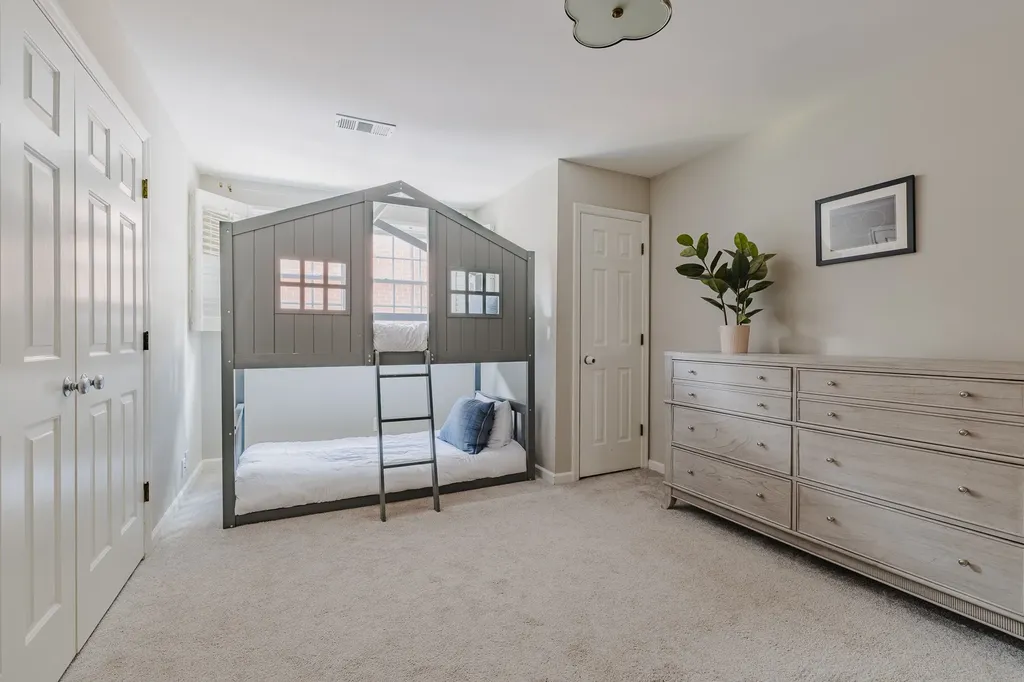 4236 Jamesborough Place Nashville TN 37215
