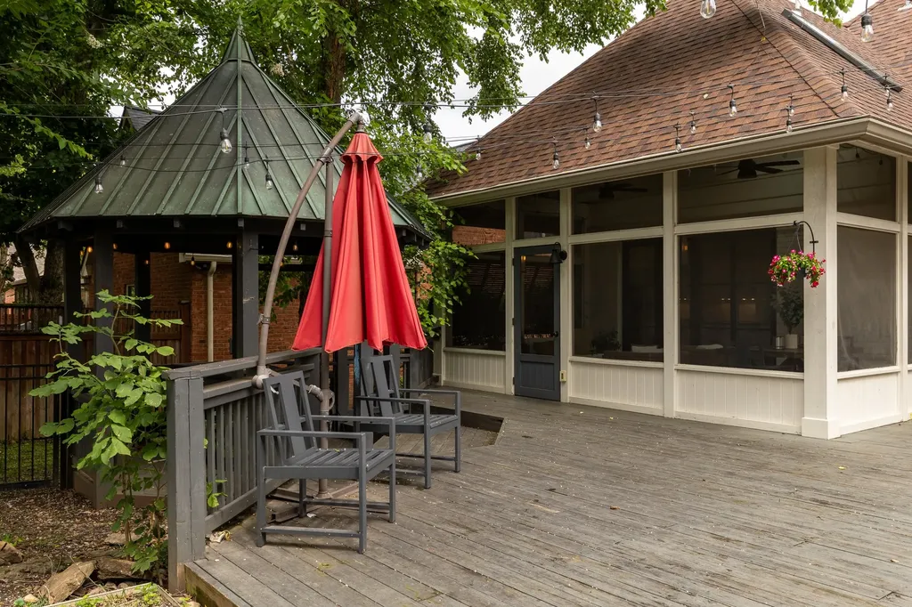 4236 Jamesborough Place Nashville TN 37215