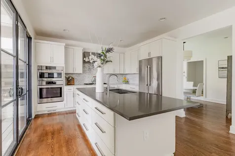 4236 Jamesborough Place Nashville TN 37215