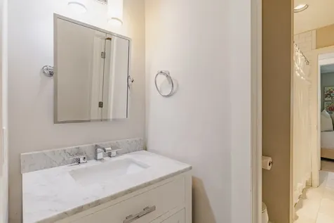 4236 Jamesborough Place Nashville TN 37215