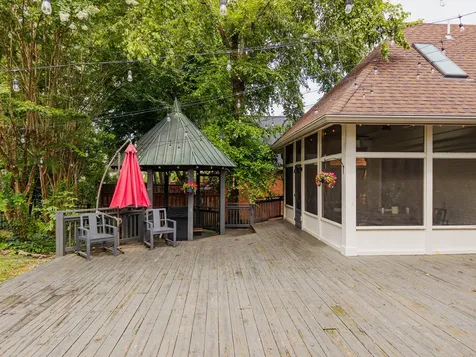 4236 Jamesborough Place Nashville TN 37215