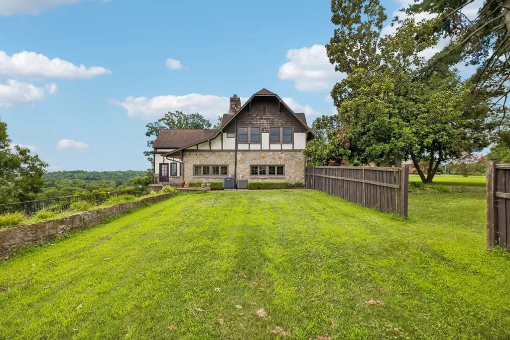 2990 Mcgavock Pike Nashville TN 37214