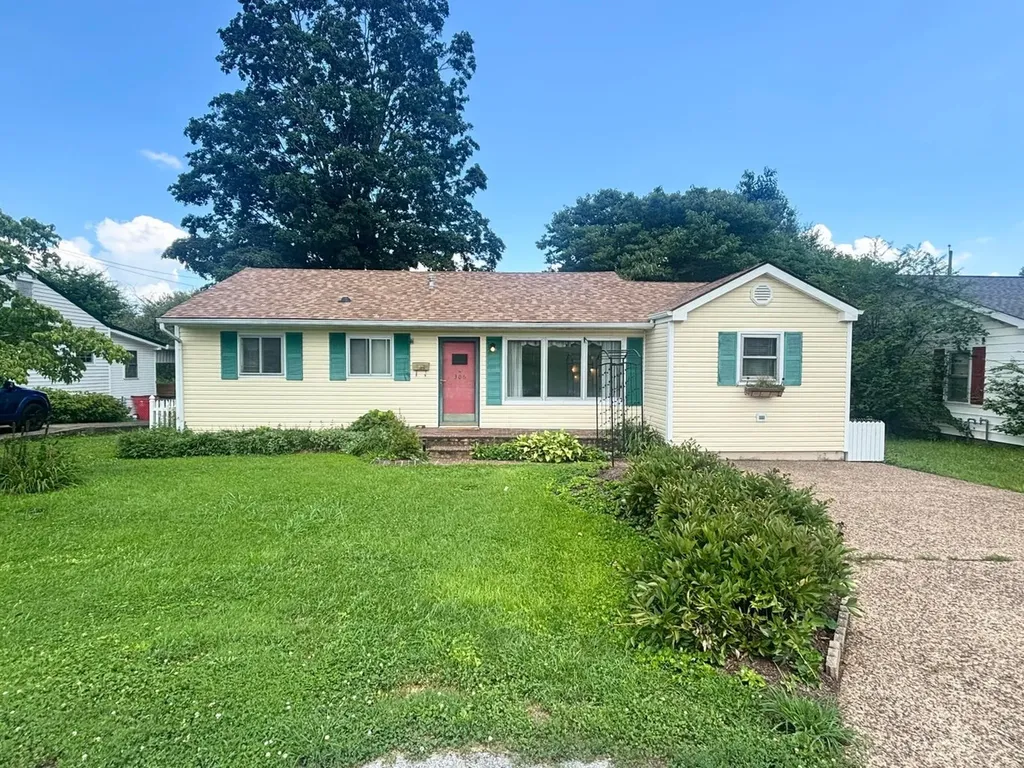306 Brentwood Street Hopkinsville KY 42240