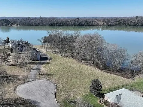 1060 Emerald Valley Drive Castalian Springs TN 37031